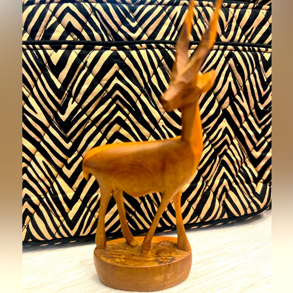 Hand Carved Besmo  🇰🇪 Wood Gazelle Antelope 🧡 Figurine Signed Kenya